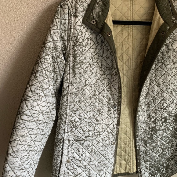 Jacket - Picture 4 of 6